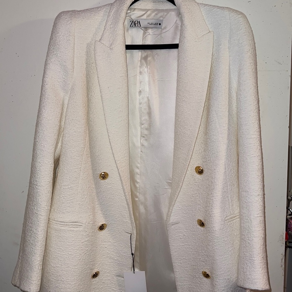 Zara coat never worn